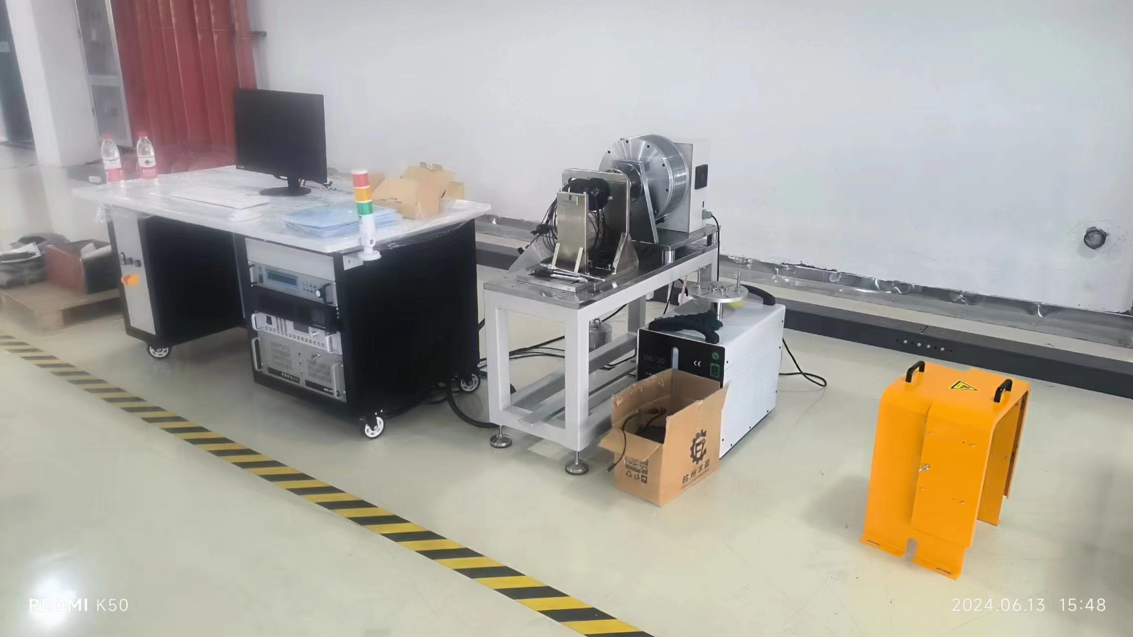 浙江嘉宏運(yùn)動(dòng)器材有限公司調(diào)試現(xiàn)場(chǎng)